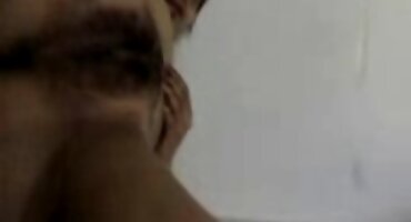 ఒక అల్లే లో చిన్న జుట్టు తో ఒక వీధి వేశ్య ఫకింగ్ తెలుగు సెక్సీ వీడియోస్