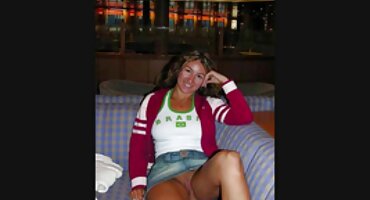 బ్లాండ్ ఒక మనిషి యొక్క గాడిద నాకు మరియు అతనితో తెలుగు సెక్స్ వీడియోస్ కం చాలా ఎక్కువ చేస్తుంది