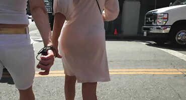 యువ అమ్మాయి ఇబ్బంది పెట్టాడు పొడవైన వ్యక్తి ఆమె బెడ్ తెలుగు సెక్స్ వీడియోస్ ఫ్రీ రూమ్