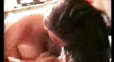 కామం అమంటే ఆంటీలు సెక్స్ వీడియోస్ ప్రేమికుడు గొంతులో షవర్ లో ఇబ్బంది పెట్టాడు