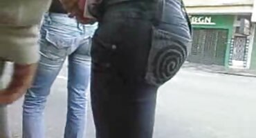 అడవి ద్వారా గట్టి లెగింగ్స్ లో వాకింగ్ ఆమె తెలుగు సెక్సీ వీడియోస్ భర్త ఫక్