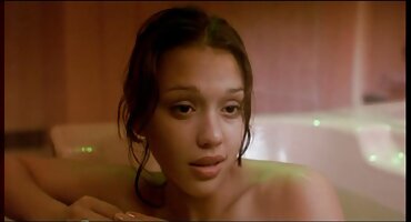 తాజా ఆంటీలు సెక్స్ వీడియోస్ షీట్లలో సెక్స్ లో ఉద్వేగభరితంగా కరిగిన