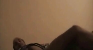 నేను డౌన్ మోకరిల్లి ఒక శృంగార ఆత్మవిశ్వాసం సెక్స్ తెలుగు వీడియోస్ వద్ద లాఫ్డ్