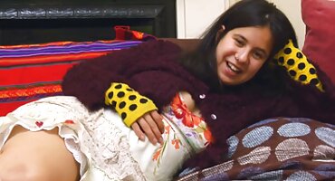 నిటారుగా సెక్స్ వీడియోస్ తెలుగు లో మేజోళ్ళు ఆత్మవిశ్వాసం స్ట్రోకులు తడి నాలుక