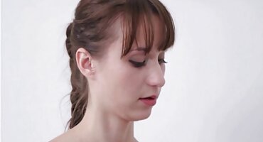 కుడుచు కోసం తెలుగు అమ్మాయి సెక్స్ వీడియోస్ అమ్మాయి ముఖం ఆత్మవిశ్వాసం తీసుకువచ్చింది