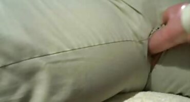 బెడ్ రూమ్ లో తెలుగు సెక్స్ వీడియోస్ కం నిలబడి భావప్రాప్తి పంప్