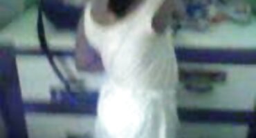 యువ శృంగారమైన ఒక మనిషి యొక్క ఆత్మవిశ్వాసం తినడం పూకు సెక్స్ వీడియోస్ telugu