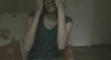 అమ్మాయి ఇంట్లో విసుగు పొందుటకు మరియు ఒక అందమైన సెక్స్ వీడియోస్ తెలుగు సెక్స్ వీడియోస్ రంధ్రం స్క్వీజ్ వద్దు