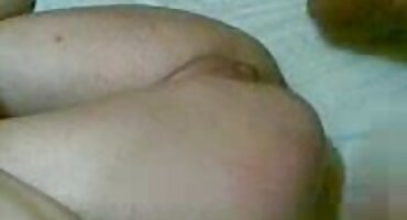 ఒక పని నోరు అందమైన నల్లటి జుట్టు గల స్త్రీని సంతోషముగా ఆమె భర్త తనను తాను ఆంటీలు సెక్స్ వీడియోస్ ఇచ్చింది